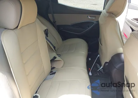 2014 Hyundai Santa Fe Sport 2.4L z USA, uszkodzony, nr VIN 5XYZT3LB8EG211915